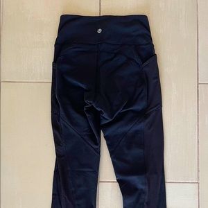 Black Lululemon leggings